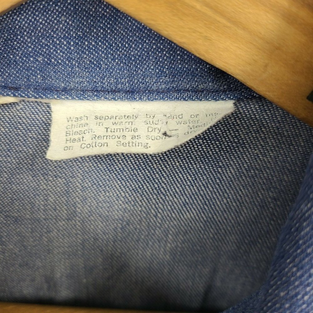 Vintage Cheap Jeans Denim Shirt Womens S? Long Sleeve Snap Front - Picture 3 of 5